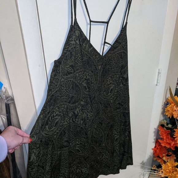 NWOT Abercrombie and Fitch Dress Sz Large - Picture 5 of 9